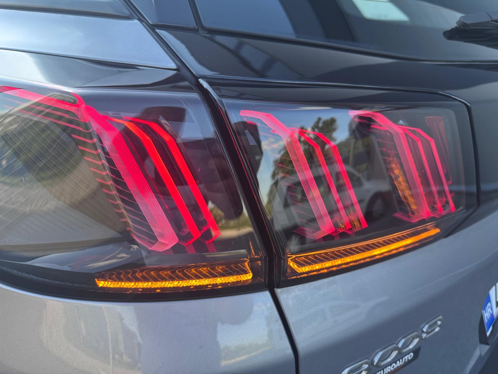 Peugeot 3008 1,5 BlueHDI automatik, fotografija 7