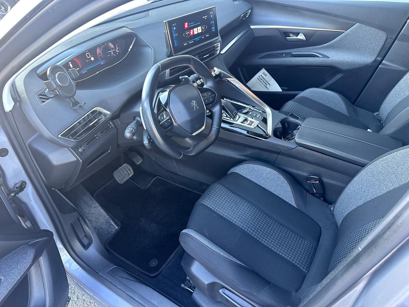 Peugeot 3008 1,5 BlueHDI automatik, fotografija 9