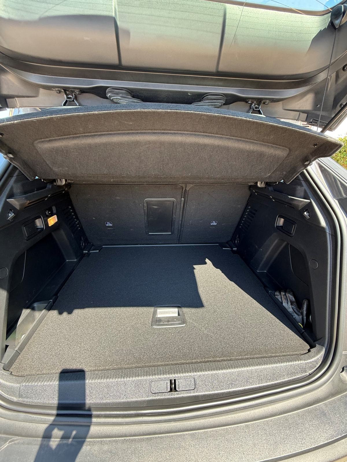 Peugeot 3008 1,5 BlueHDI business line EAT8, fotografija 16