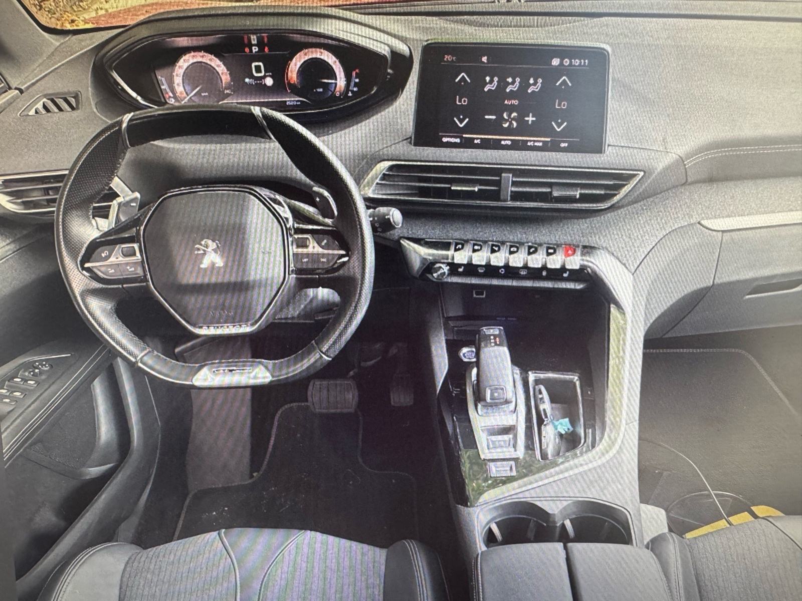 Peugeot 3008 1,5 BlueHDI GT line automatik, fotografija 2