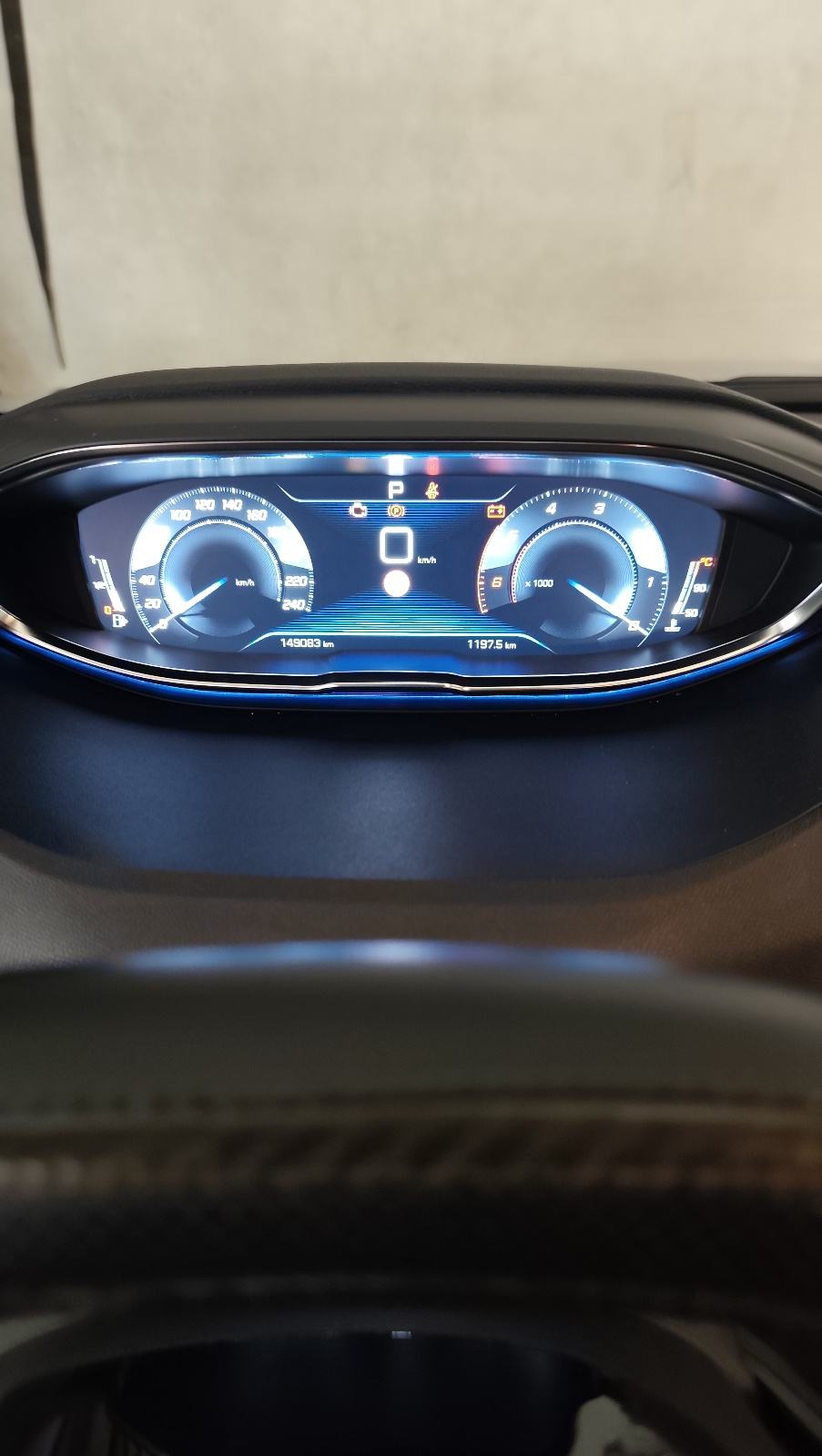 Peugeot 3008 1,5 BlueHDI automatik, fotografija 8
