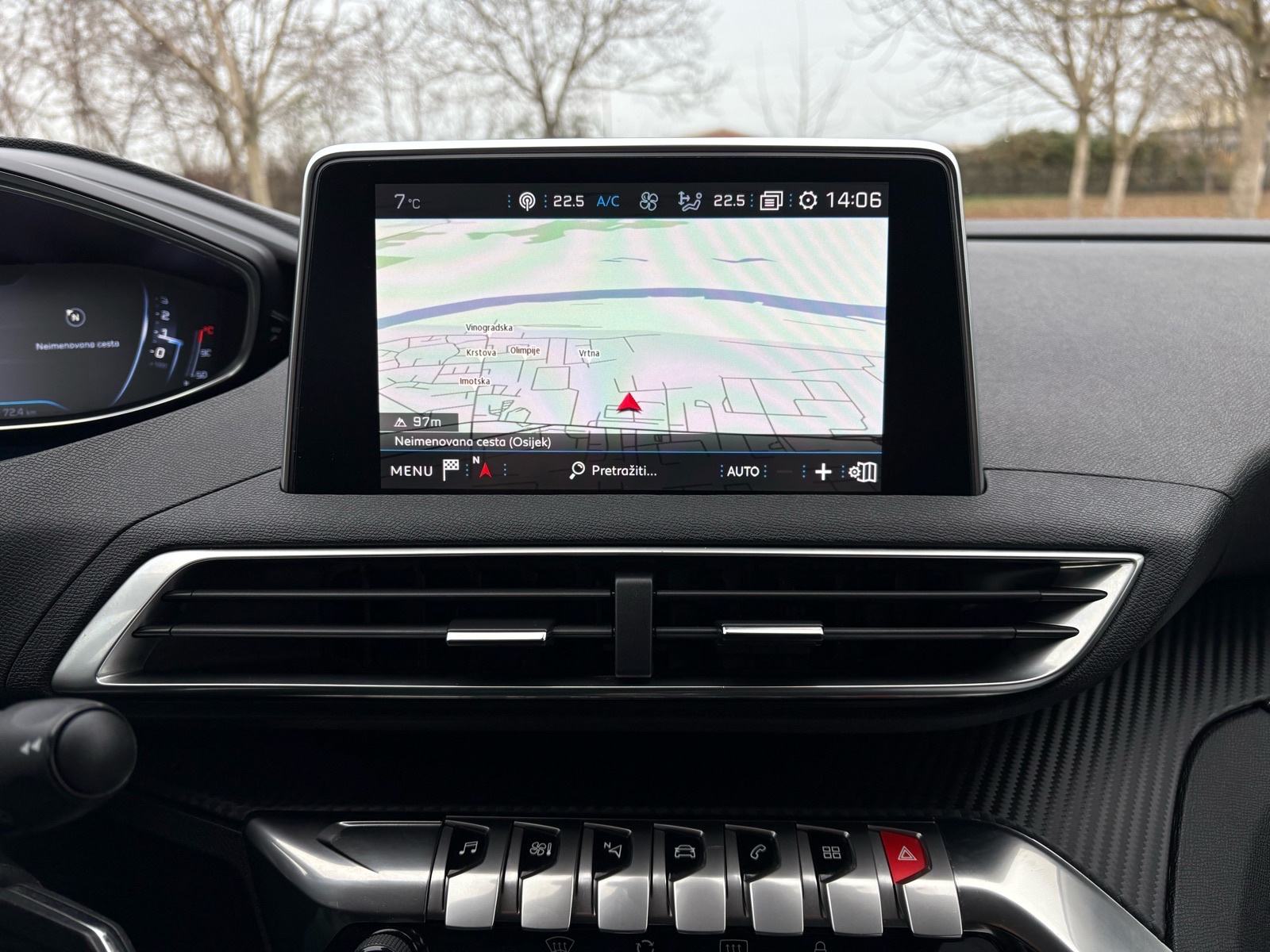Peugeot 3008 1,5 HDI Active, fotografija 16