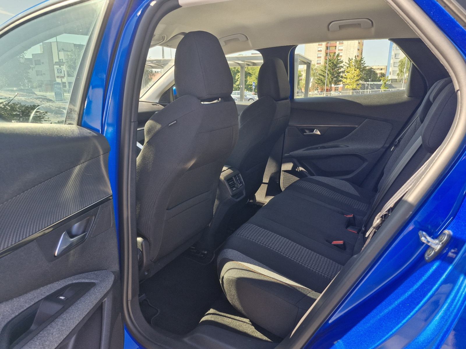 PEUGEOT 3008 1.5 BLUEHDI,EAT8,JAMSTVO 1.God,LED,KAMERA,87000km,, fotografija 11