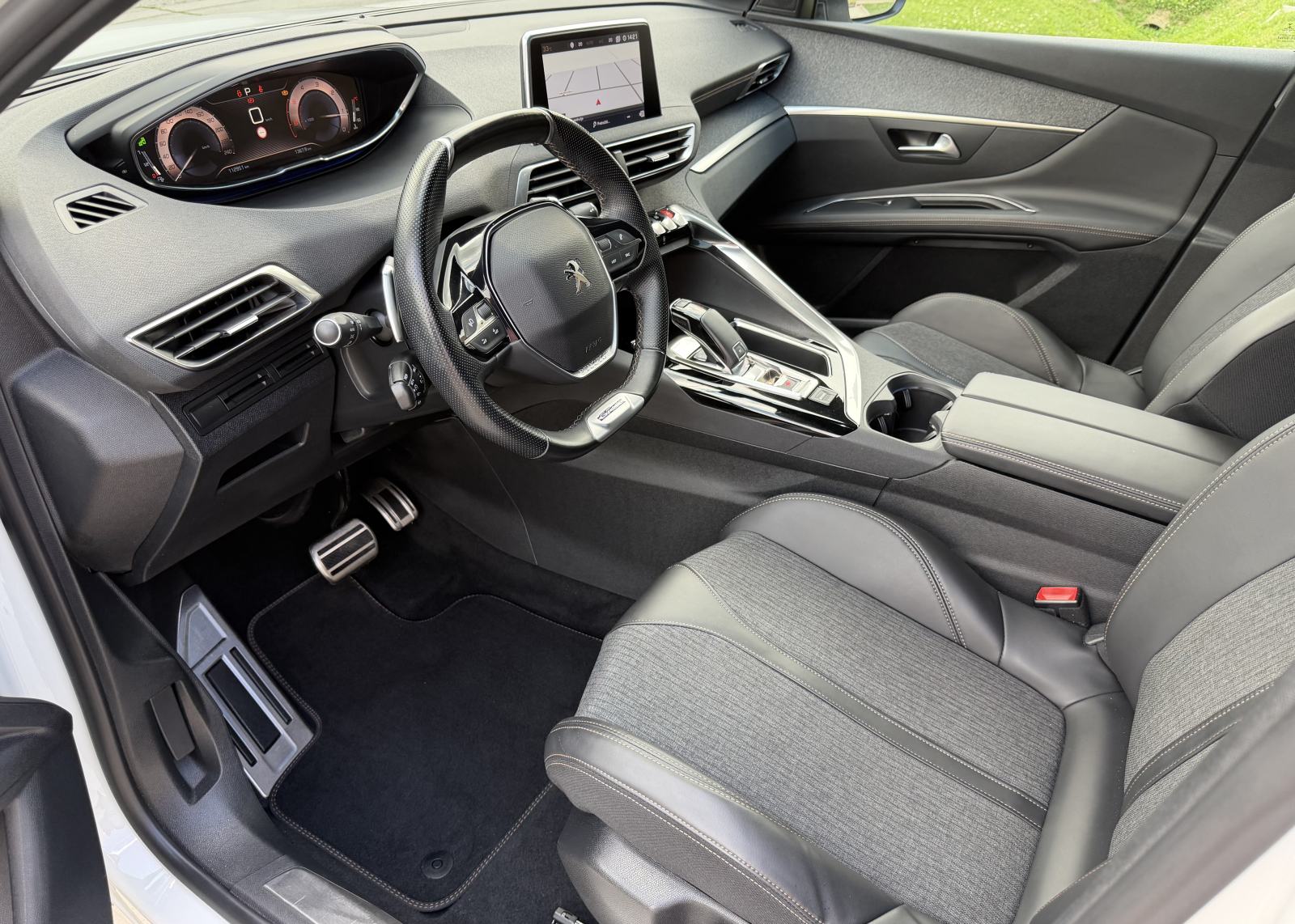 Peugeot 3008 1,5 BlueHDI GT Line...Automatik...NAVIGACIJA...KAMERA..., fotografija 9