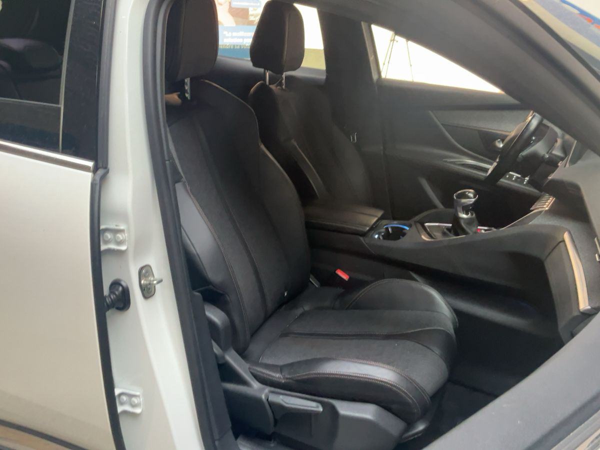 Peugeot 3008 1,5 BlueHDI GT LINE, NAVI, KAMERA, LANAC 8 MM, SERVISNA, fotografija 7