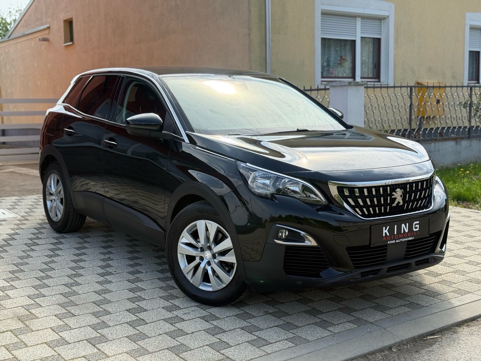 Peugeot 3008 1,5 BlueHDI ** PROMIJENJEN LANAC** LEASING 220€/ 60 mj.*, fotografija 3