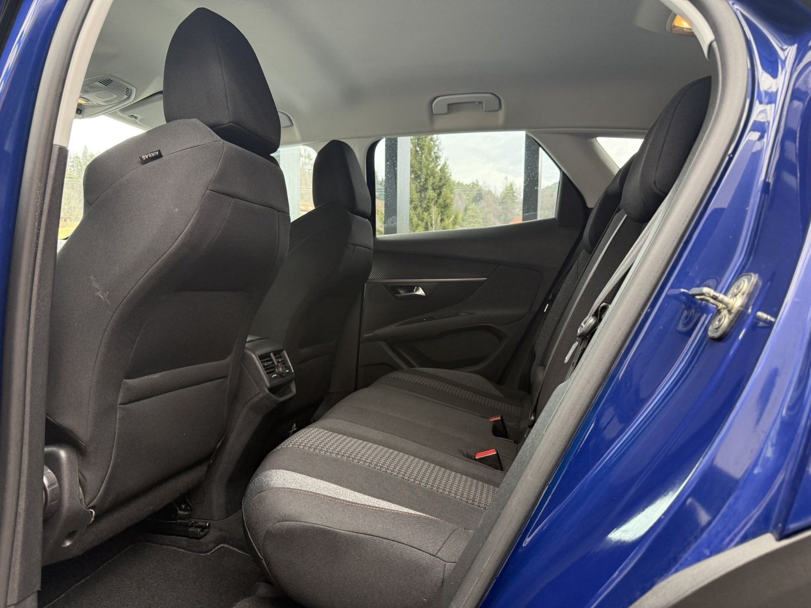 Peugeot 3008 1,5 BlueHDI LED-NAVIGACIJA-ACC-LANE ASSIST-VIRTUAL, fotografija 11