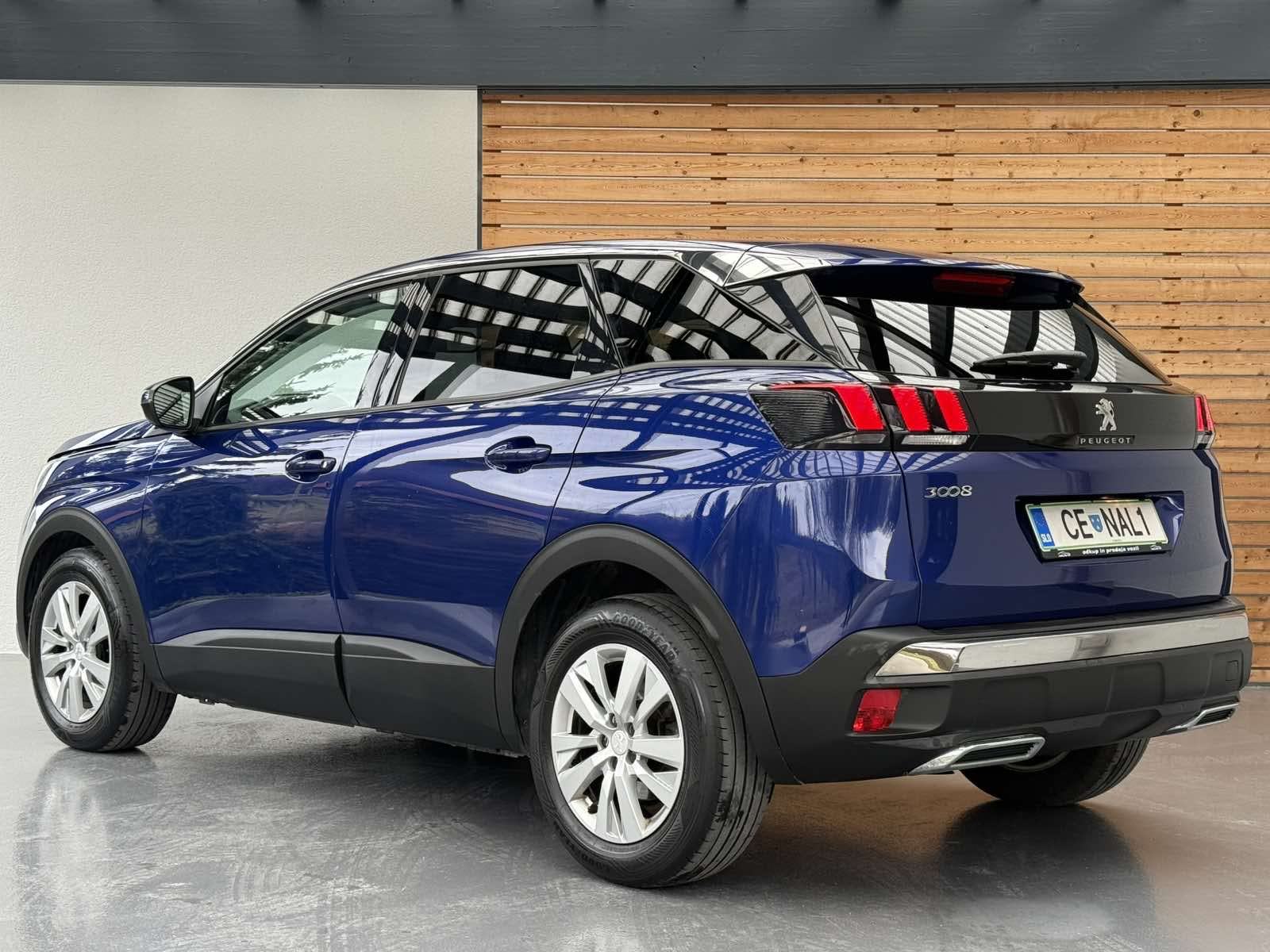 Peugeot 3008 1,5 BlueHDI LED-NAVIGACIJA-ACC-LANE ASSIST-VIRTUAL, fotografija 4