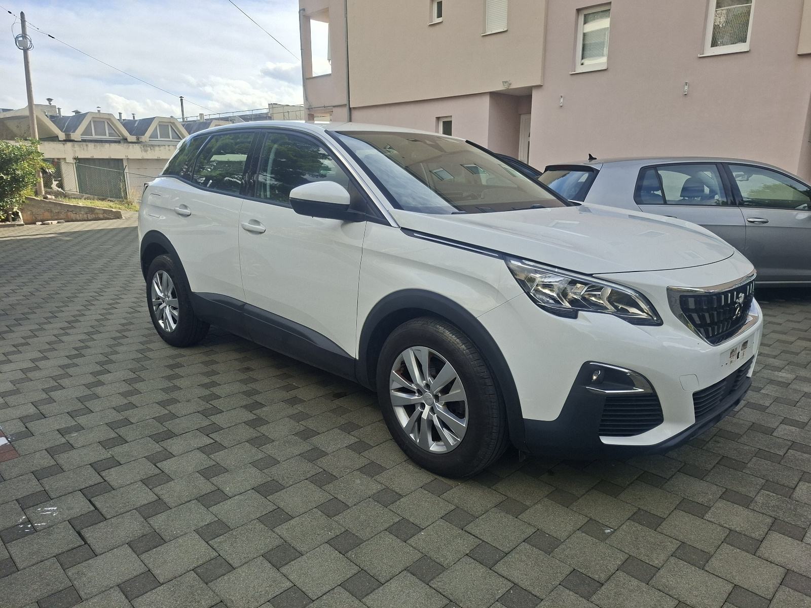 Peugeot 3008 1,5 BlueHDI LED VIRTUAL U PDV-U, fotografija 3