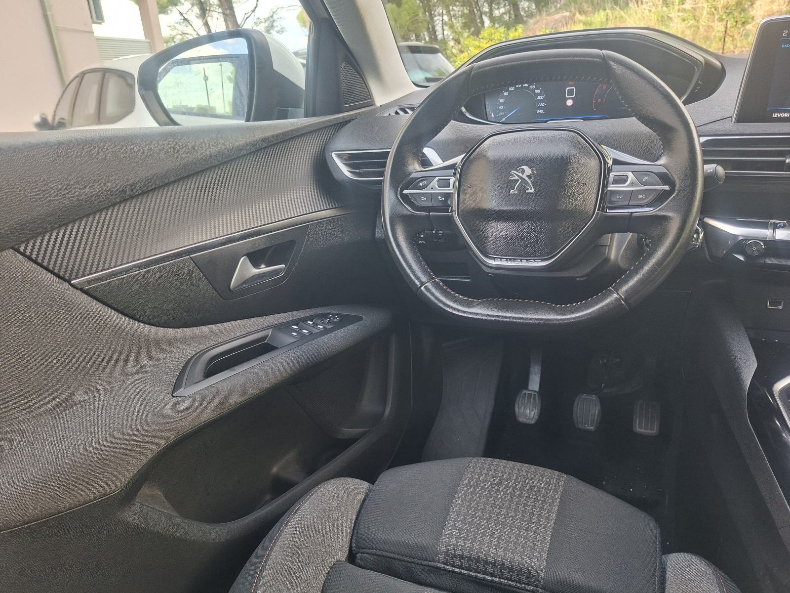 Peugeot 3008 1,5 BlueHDI LED VIRTUAL U PDV-U, fotografija 15