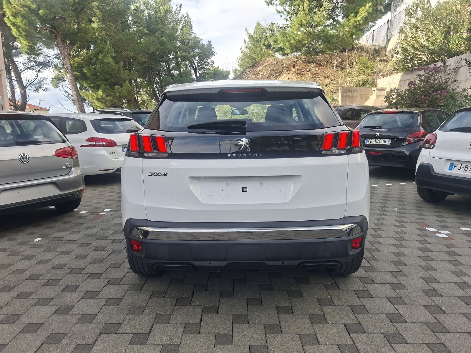 Peugeot 3008 1,5 BlueHDI LED VIRTUAL U PDV-U, fotografija 10