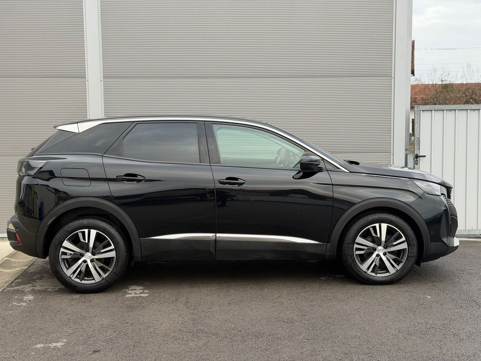 Peugeot 3008 1,5 BlueHDI--NAVI--KAMERA--ALLURE--VIRTUAL--LED, fotografija 11