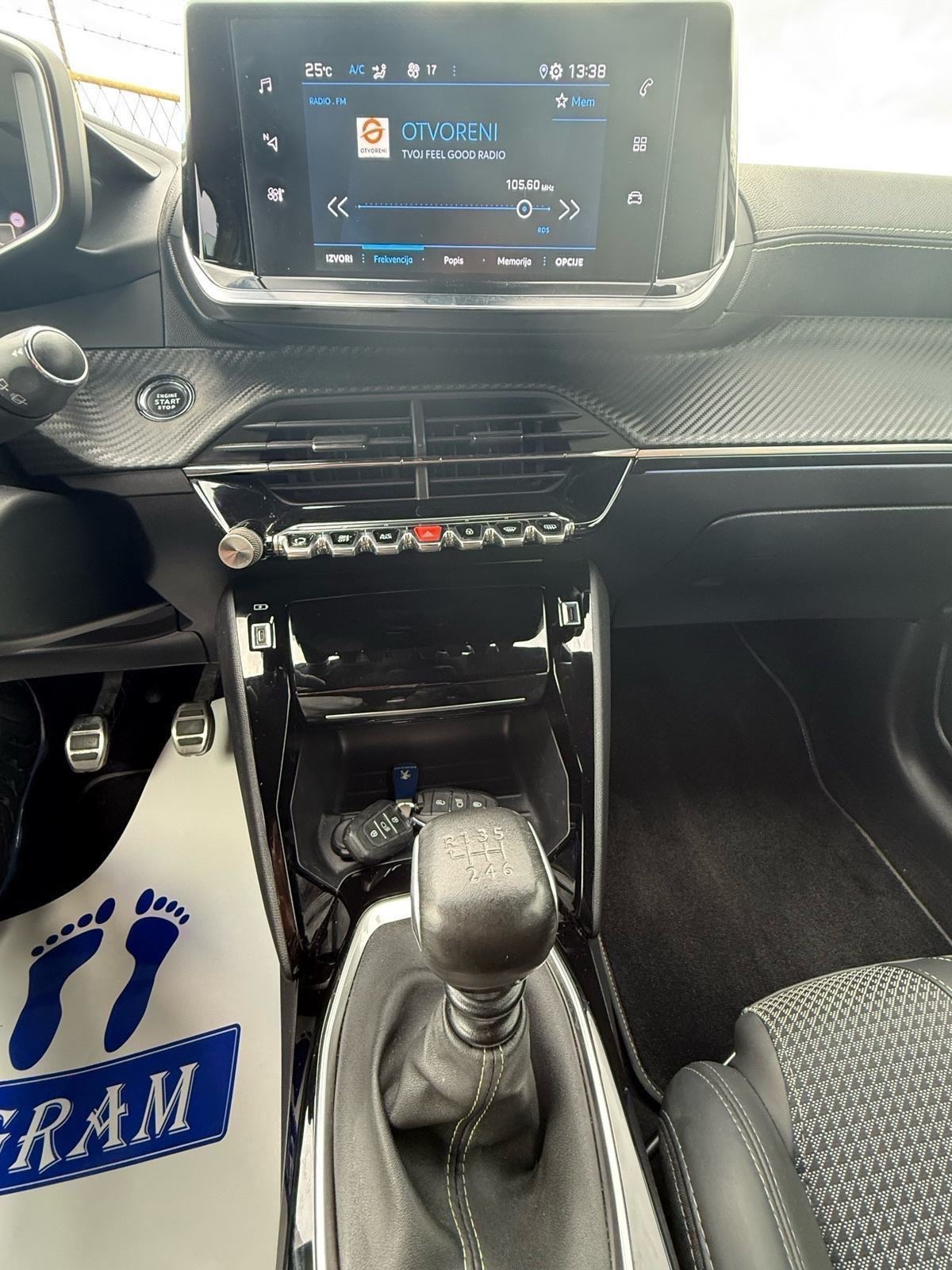 Peugeot 208*GT-LINE*PRVI VLASNIK*NAVI*LED*R.KAMERA*START STOP*ALU*, fotografija 19
