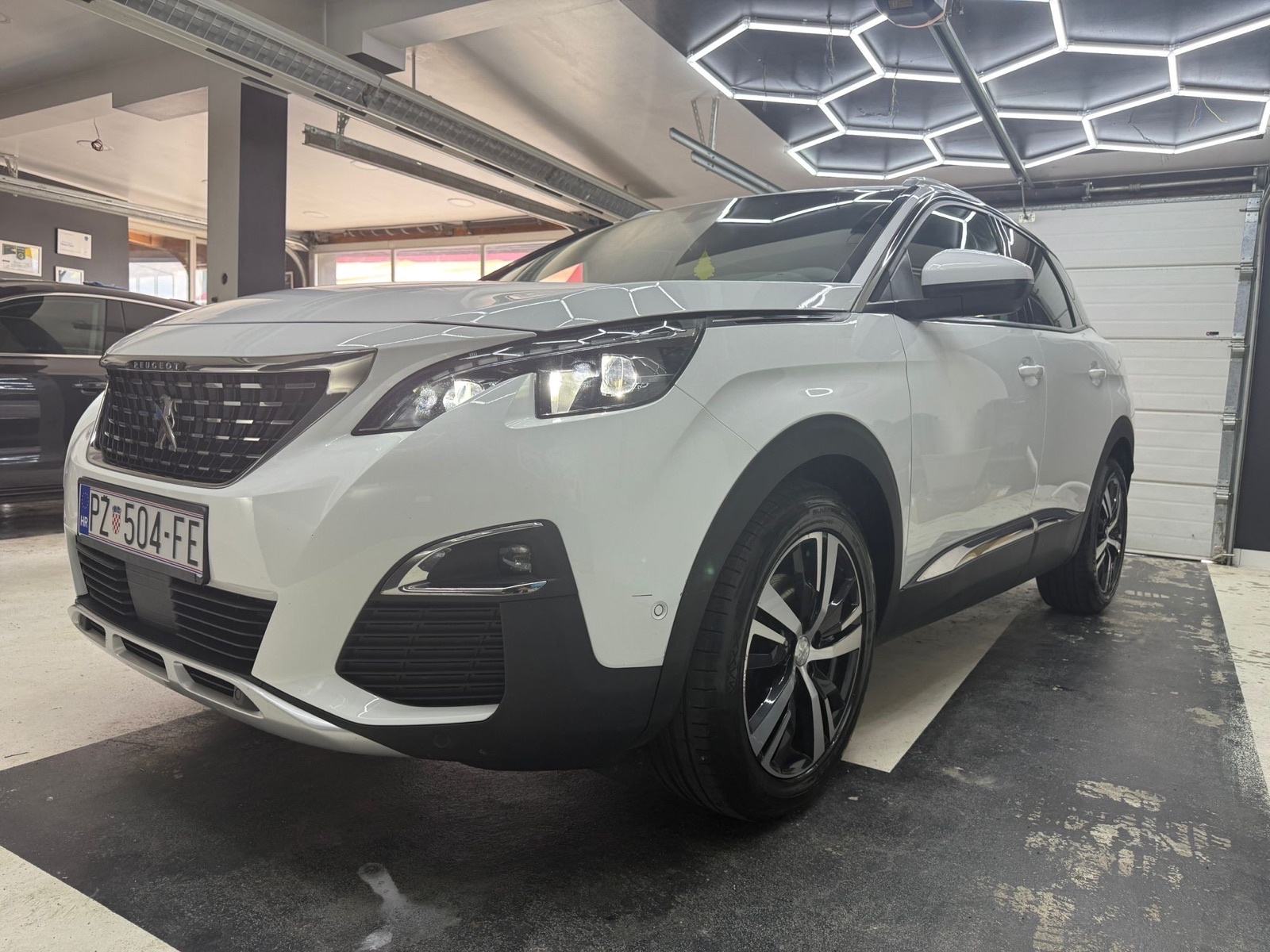 Peugeot 3008 1,5 BlueHDI reg..god.dana!!!, fotografija 9