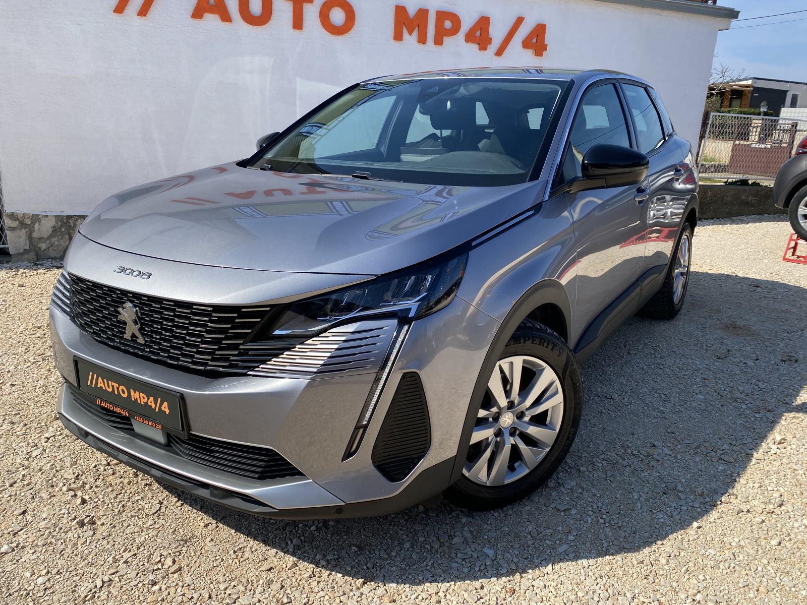 Peugeot 3008 1,5 BlueHDi** 9 EUR/DAN**, fotografija 2