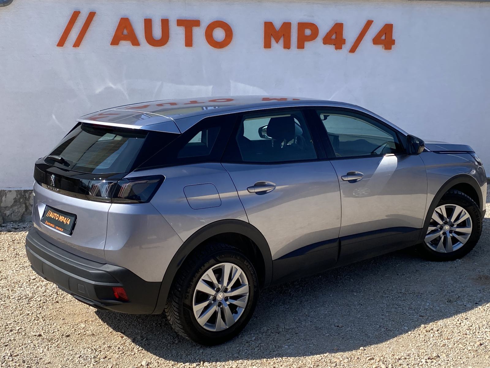 Peugeot 3008 1,5 BlueHDi** 9 EUR/DAN**, fotografija 6
