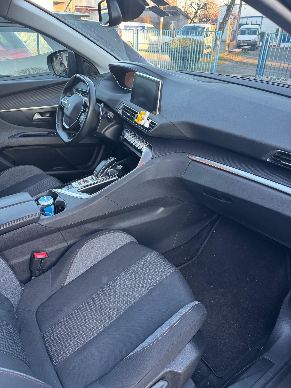 Peugeot 3008 1,5 BlueHDI Automatik HR AUTO 1.VL. VELIKI I MALI SERVIS, fotografija 14