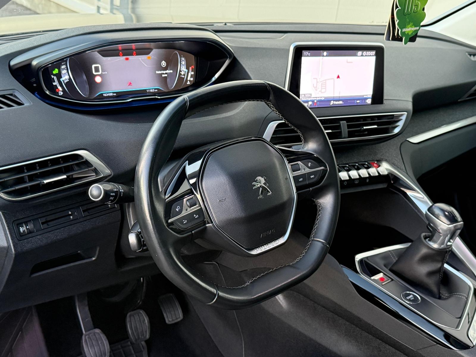 PEUGEOT 3008 1,5 HDI☆ALLURE☆PANORAMA☆VIRTUAL COCKPIT☆AMBIENT LIGHT☆, fotografija 16