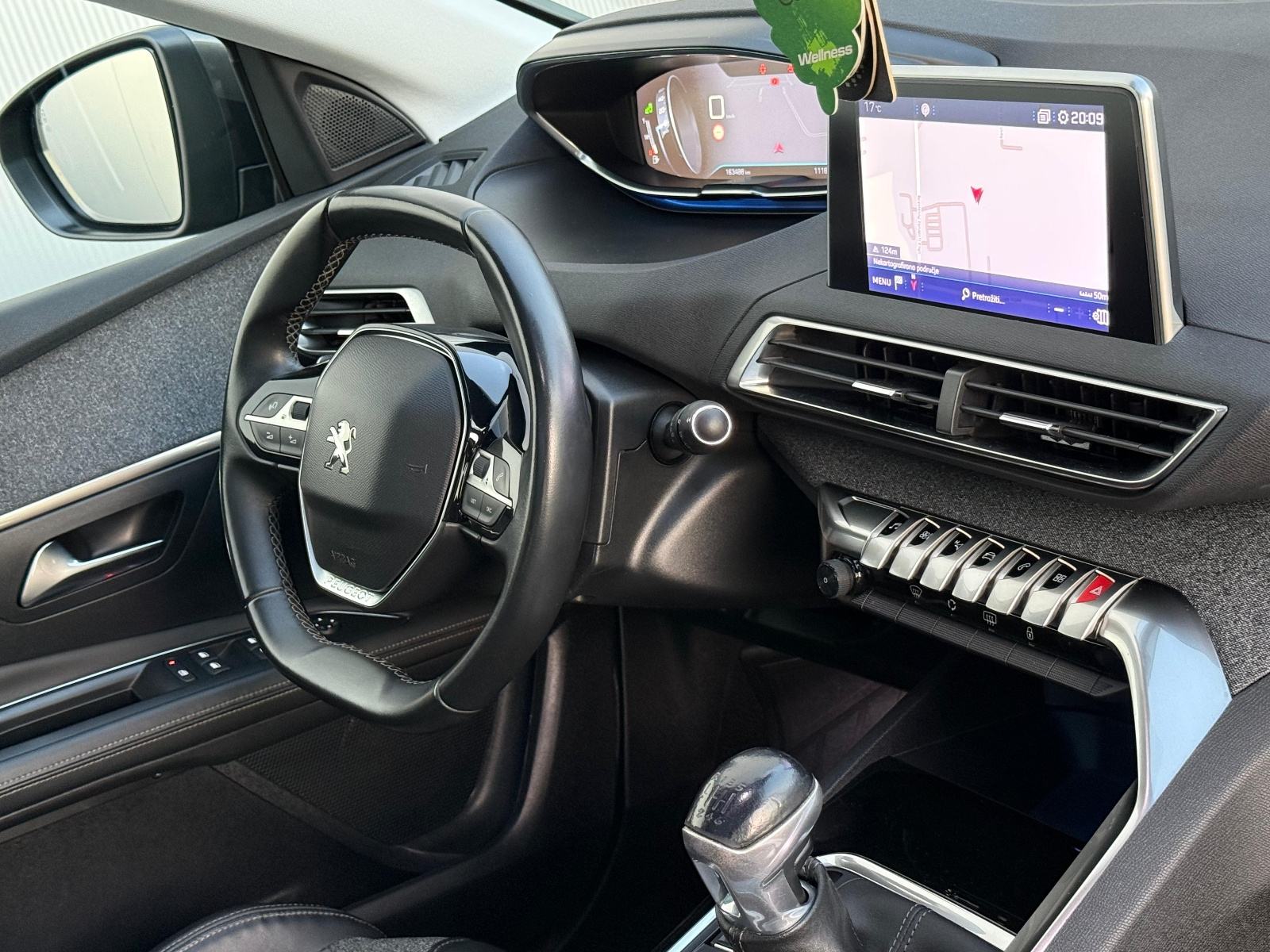 PEUGEOT 3008 1,5 HDI☆ALLURE☆PANORAMA☆VIRTUAL COCKPIT☆AMBIENT LIGHT☆, fotografija 18