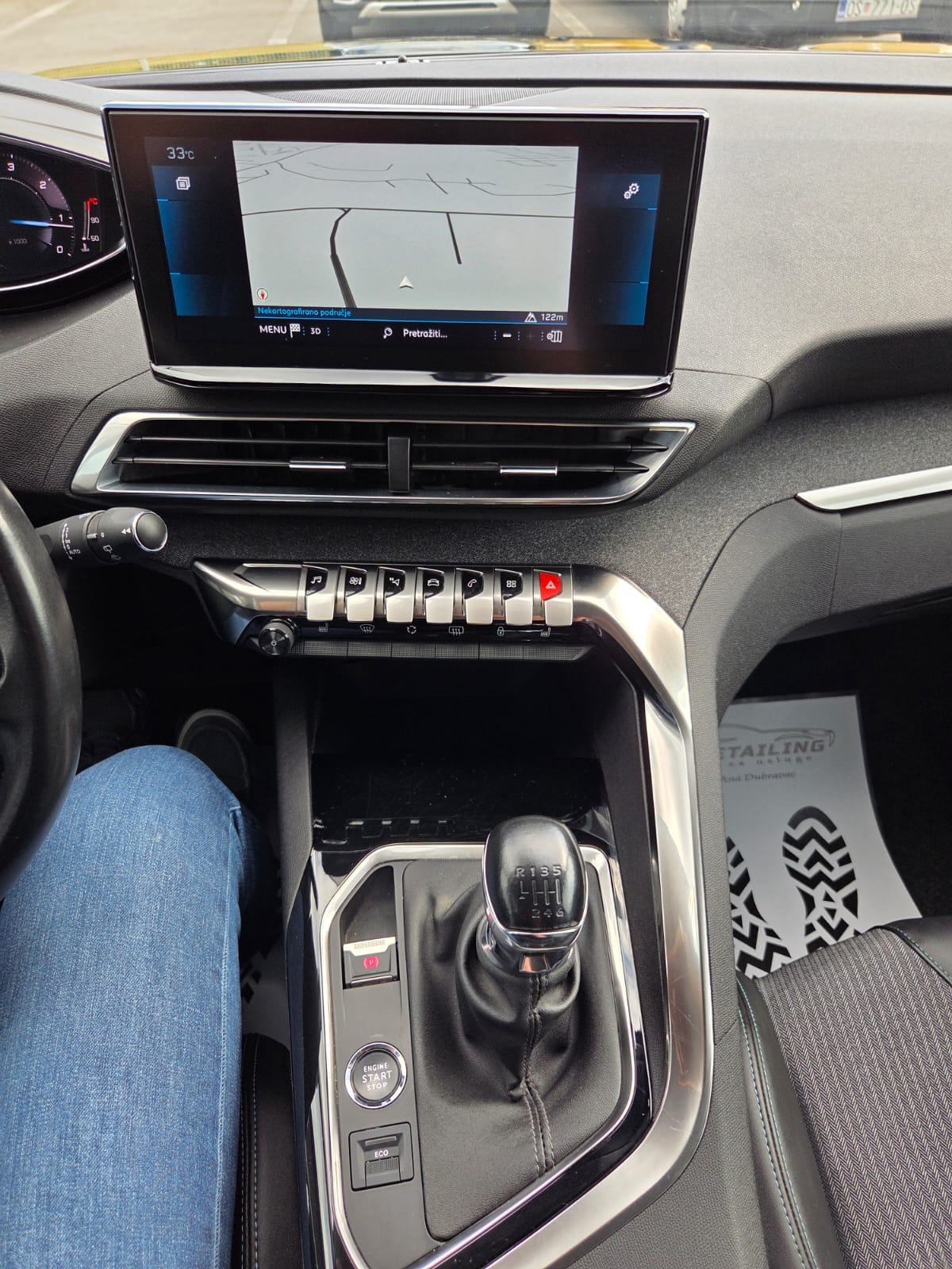 PEUGEOT 3008 1,5 BlueHDI 130 KS,ALLURE,NAVIGACIJ.KAMERE,SAMO 25 000 KM, fotografija 14
