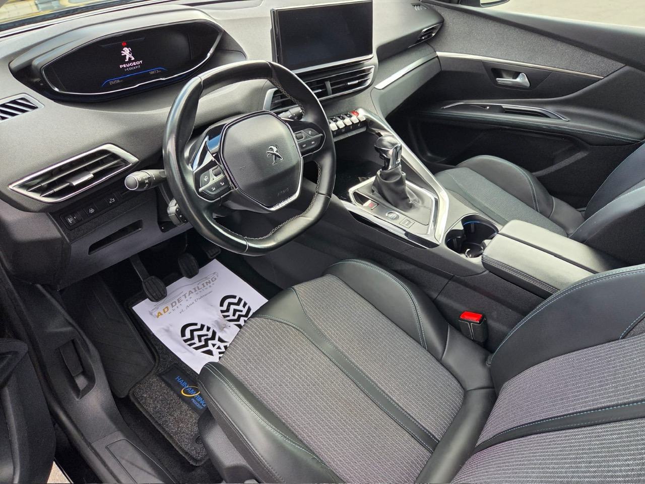PEUGEOT 3008 1,5 BlueHDI 130 KS,ALLURE,NAVIGACIJ.KAMERE,SAMO 25 000 KM, fotografija 12