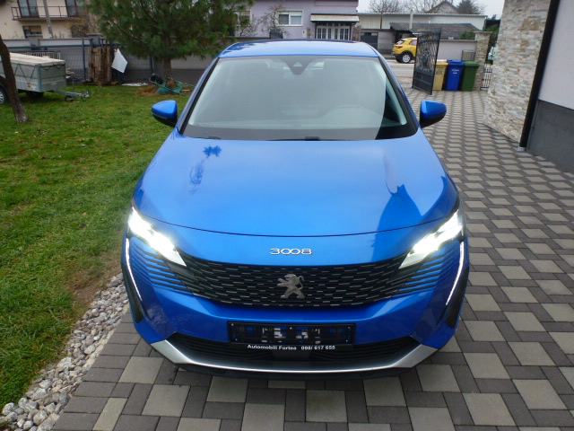 Peugeot 3008 1,5 BlueHDI, fotografija 11