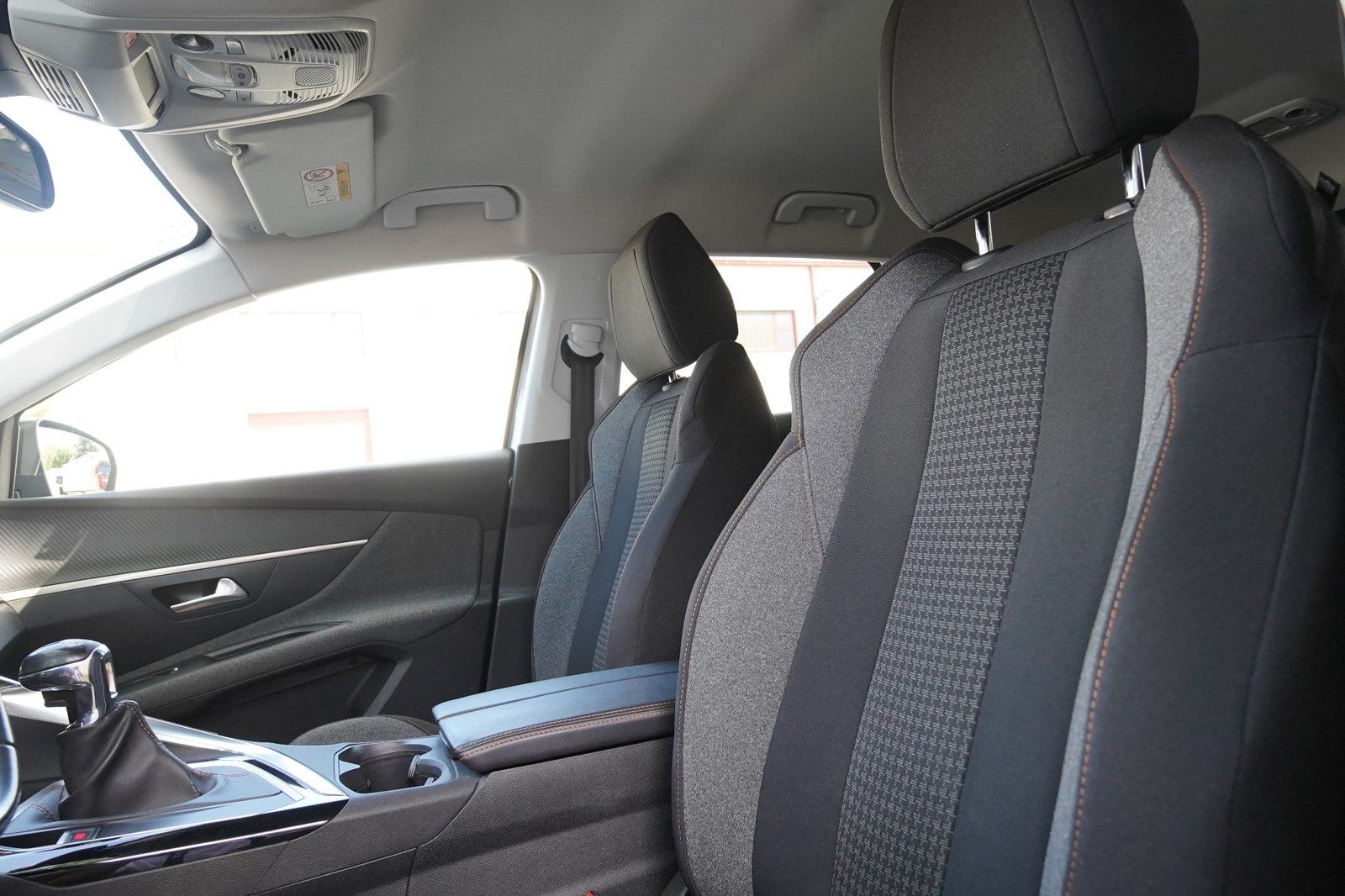 Peugeot 3008 1,5 BlueHDI #JAMSTVO#VELIKI SERVIS#LEASING BEZ UČEŠĆA#, fotografija 10