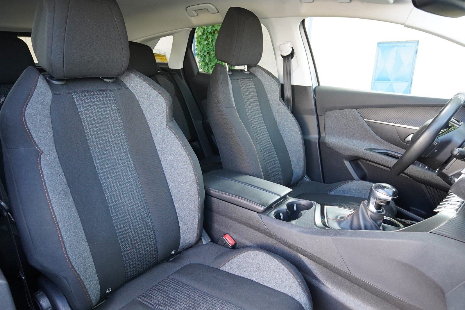 Peugeot 3008 1,5 BlueHDI #JAMSTVO#VELIKI SERVIS#LEASING BEZ UČEŠĆA#, fotografija 15