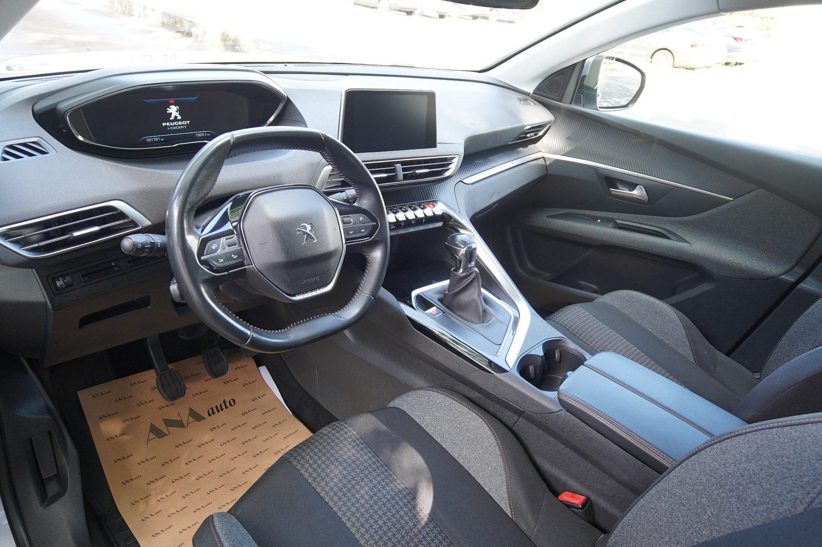 Peugeot 3008 1,5 BlueHDI #JAMSTVO#VELIKI SERVIS#LEASING BEZ UČEŠĆA#, fotografija 9