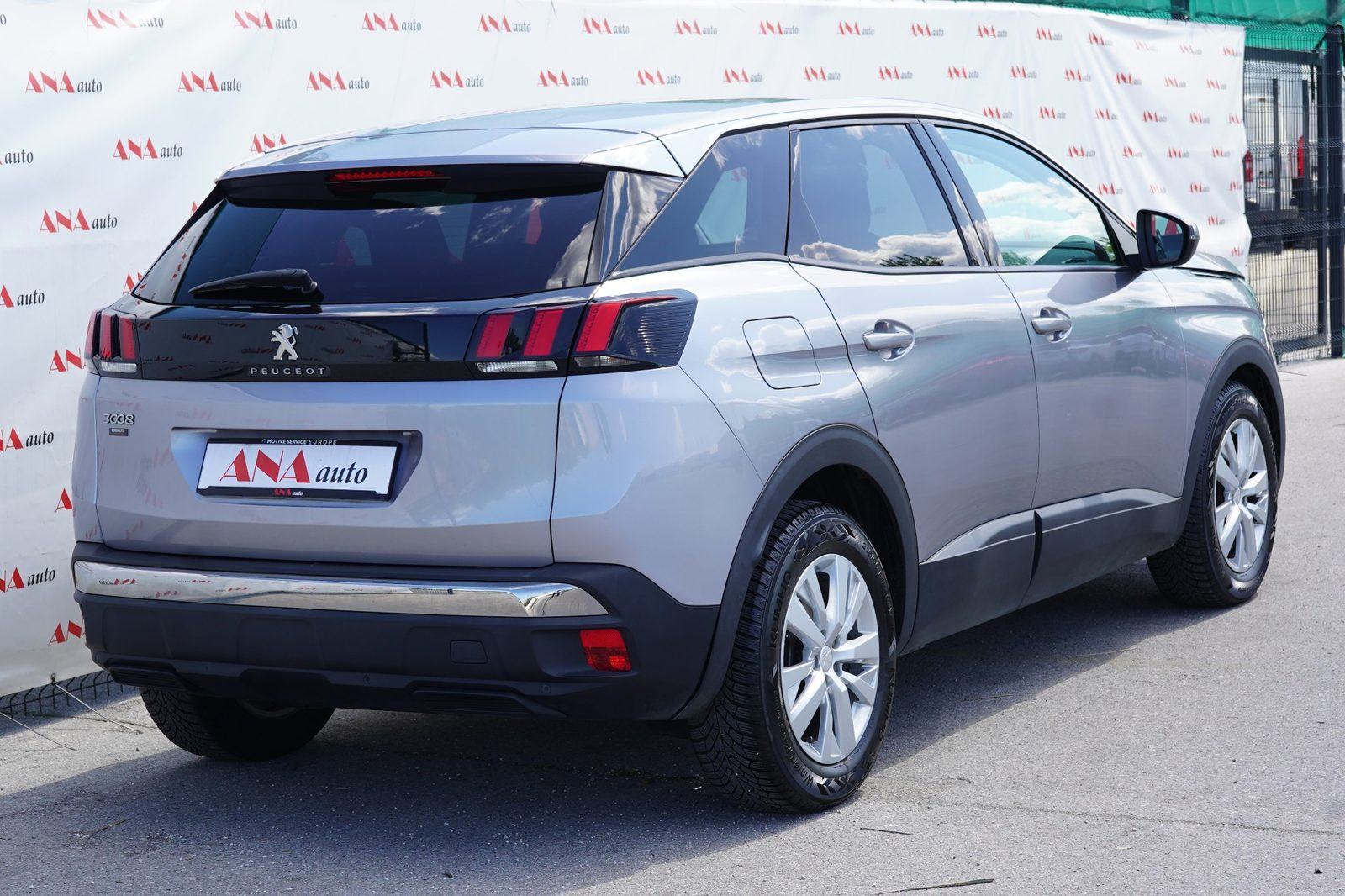 Peugeot 3008 1,5 BlueHDI #JAMSTVO#VELIKI SERVIS#LEASING BEZ UČEŠĆA#, fotografija 6