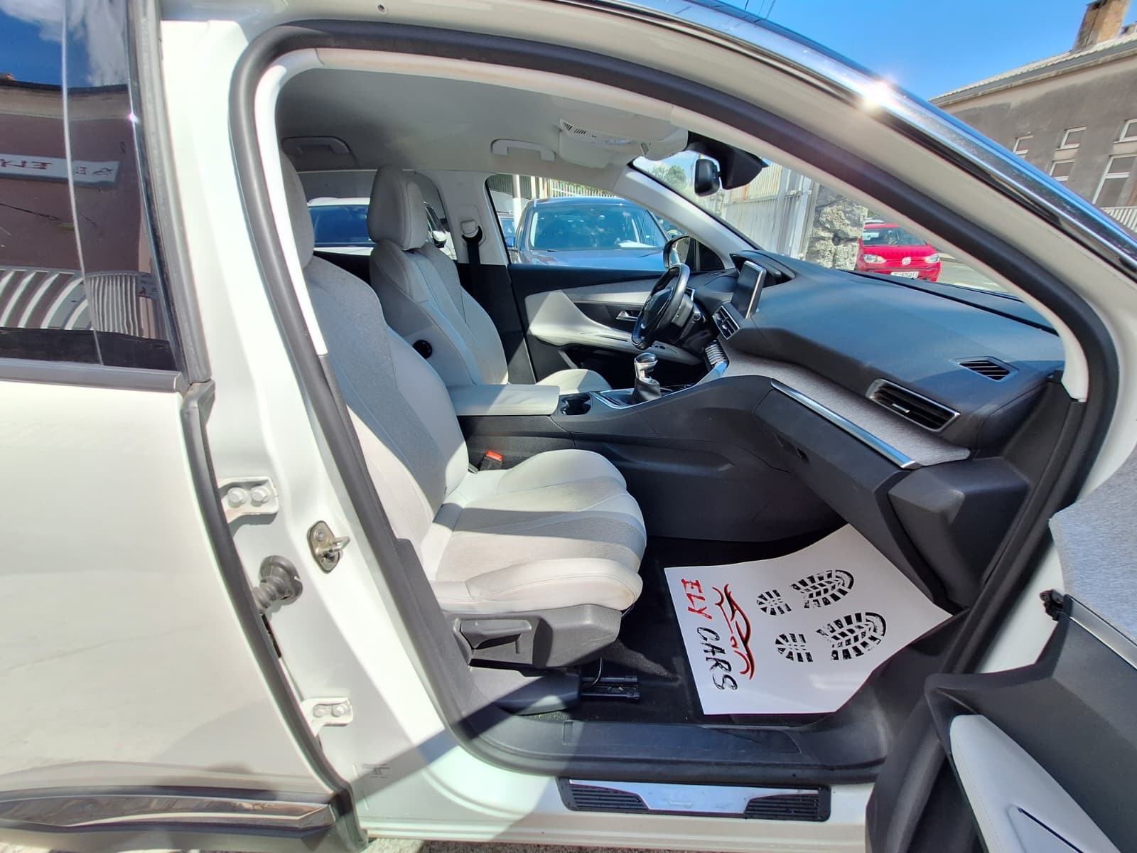 Peugeot 3008 1,5 BlueHDI 130KS ALLUR /LED/NAVIGACIJA, fotografija 16