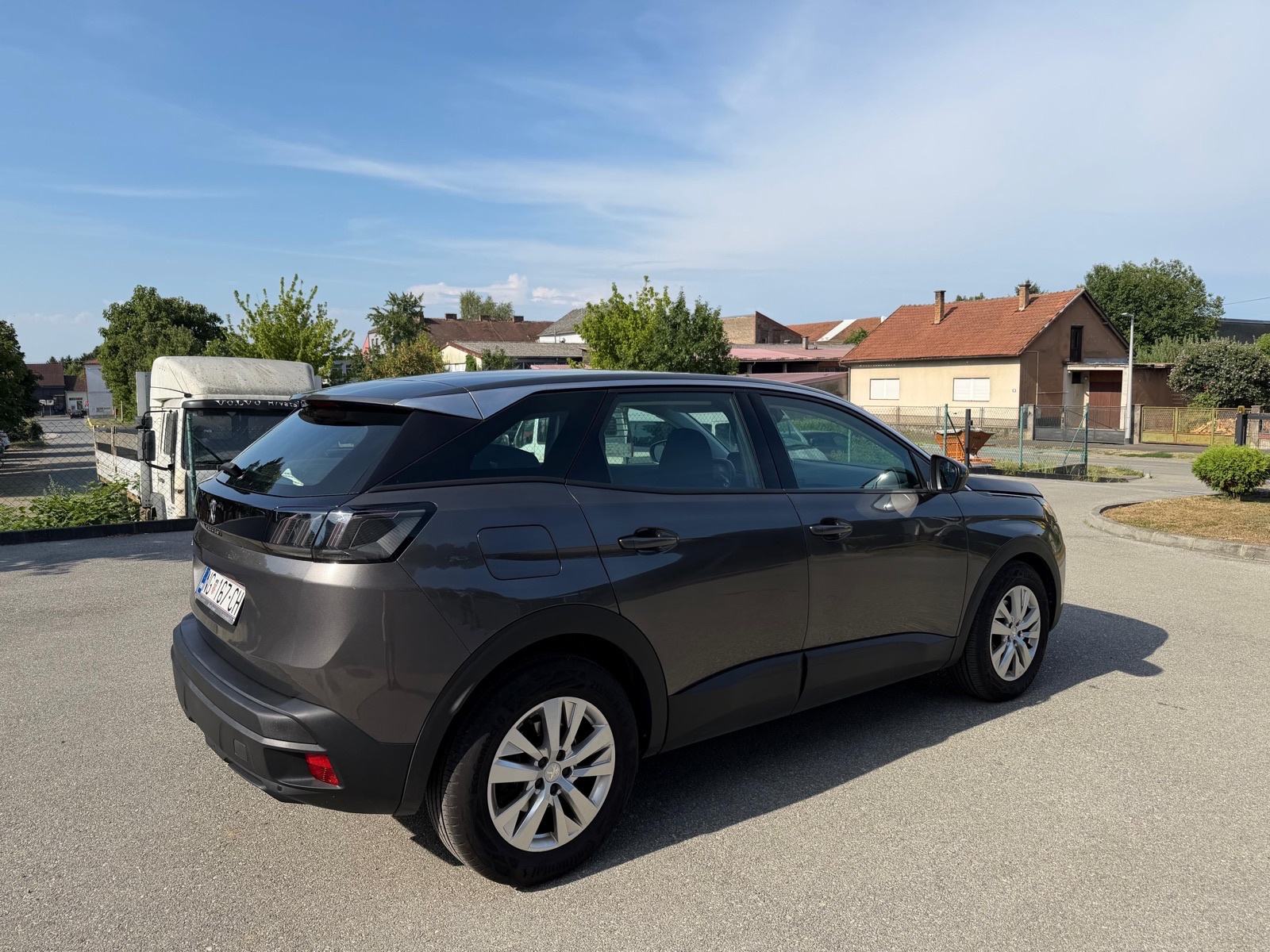Peugeot 3008 1,5 BlueHDI, fotografija 4