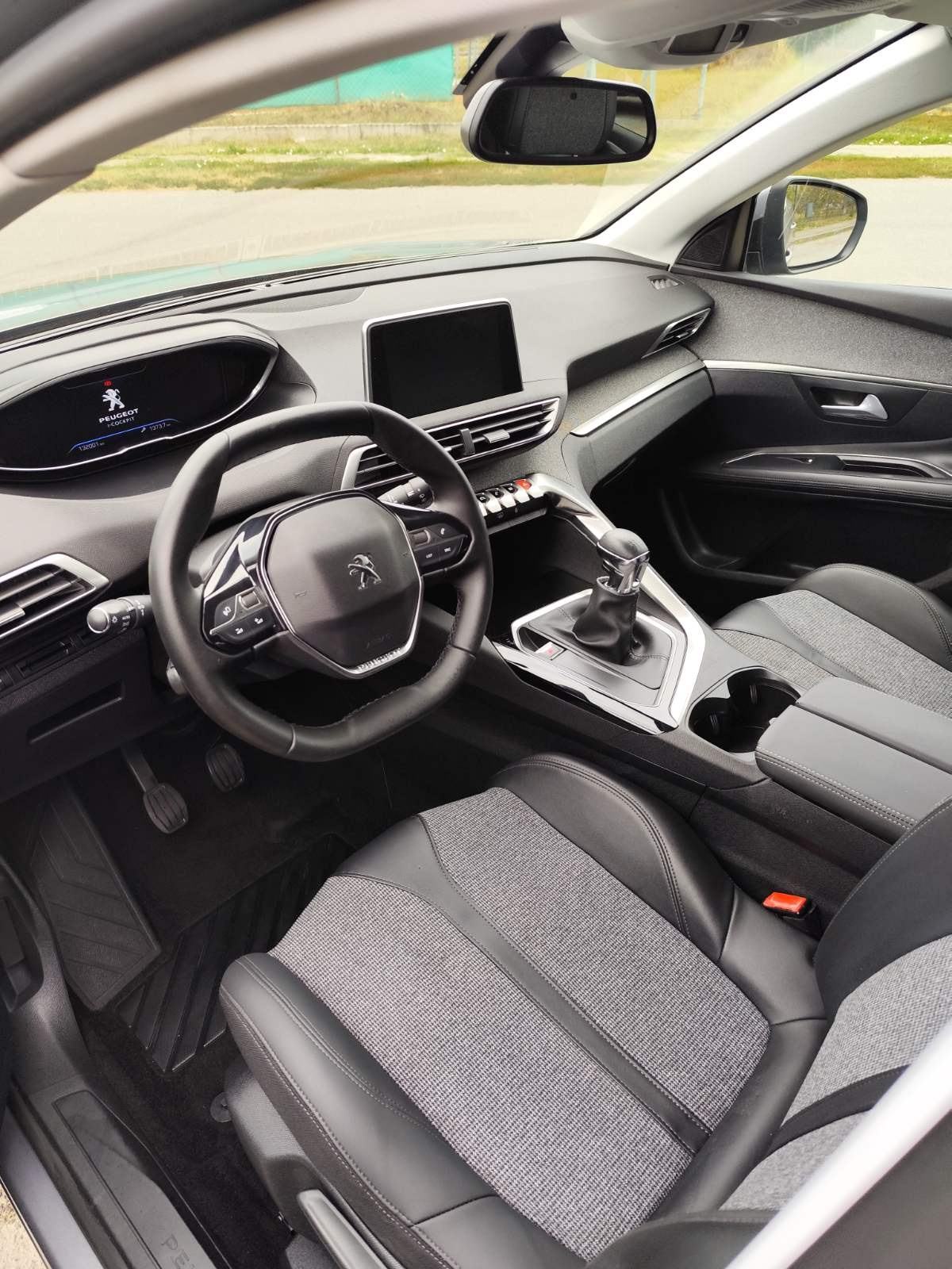 Peugeot 3008 1,5 BlueHDI, fotografija 12