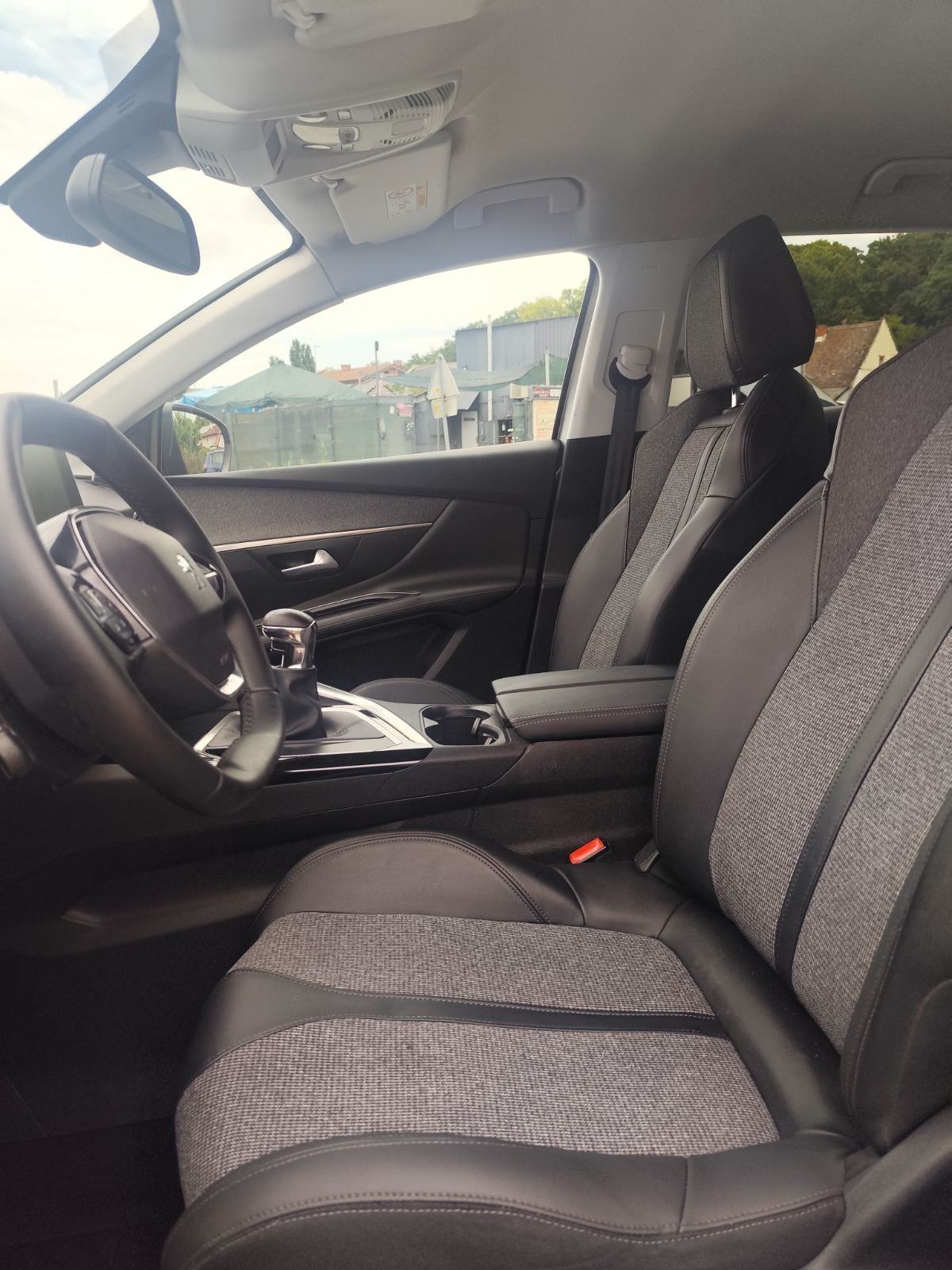 Peugeot 3008 1,5 BlueHDI, fotografija 13