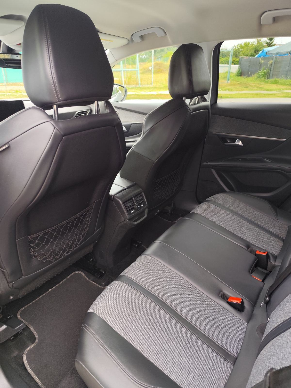 Peugeot 3008 1,5 BlueHDI, fotografija 15