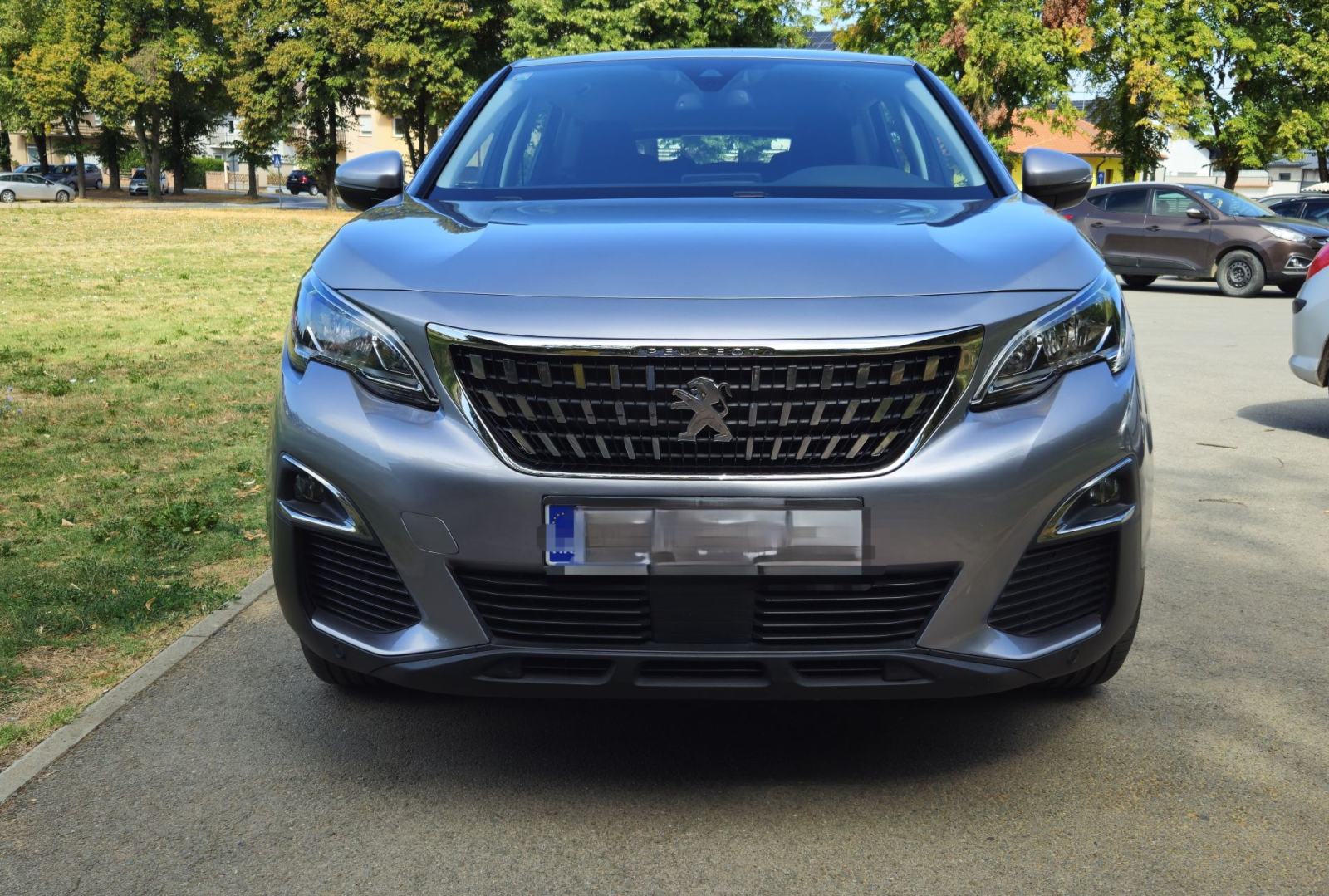 Peugeot 3008 1,5 BlueHDI-veliki servis odrađen-kasko-top stanje!, fotografija 2