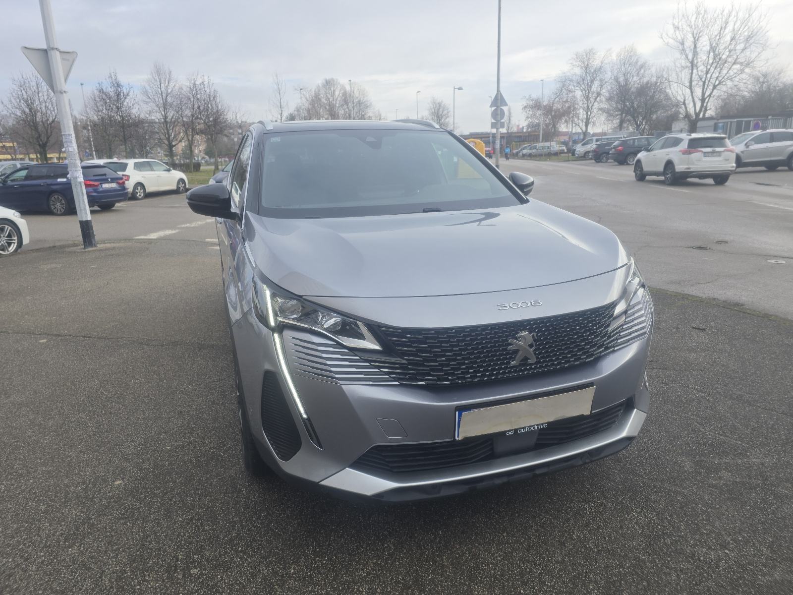 Peugeot 3008 1.5 dizel gt automatik, fotografija 6