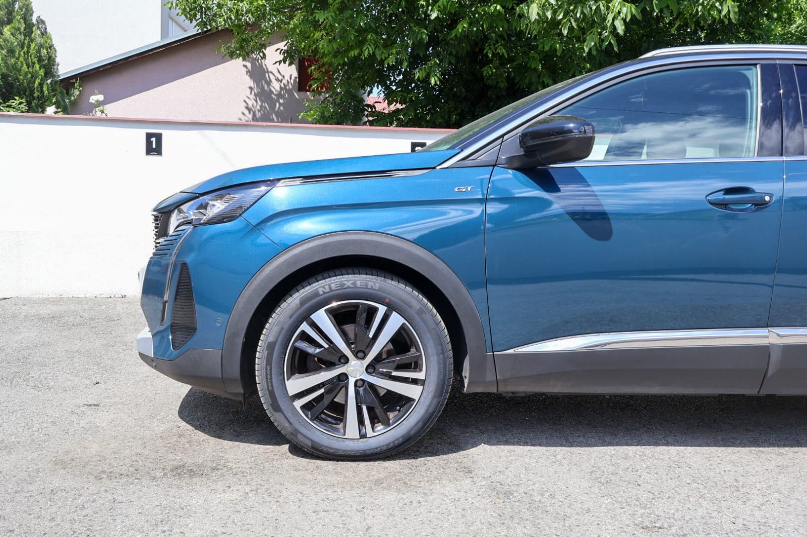 Peugeot 3008 1,5 •GT•LINE,130ks,-LED,NAVI,AUT,18",AC,NOVE GUME, fotografija 8