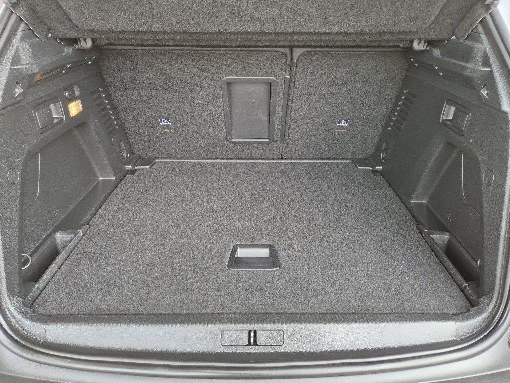 Peugeot 3008 1,5 HDI ALLURE, NAVI, LED, VIRTUALNI SAT, SERVISNA, fotografija 16