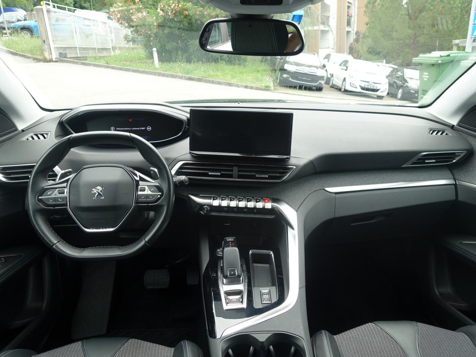 Peugeot 3008 1,5 HDi Allure Pack EAT8 / JAMSTVO + REGISTRACIJA, fotografija 10