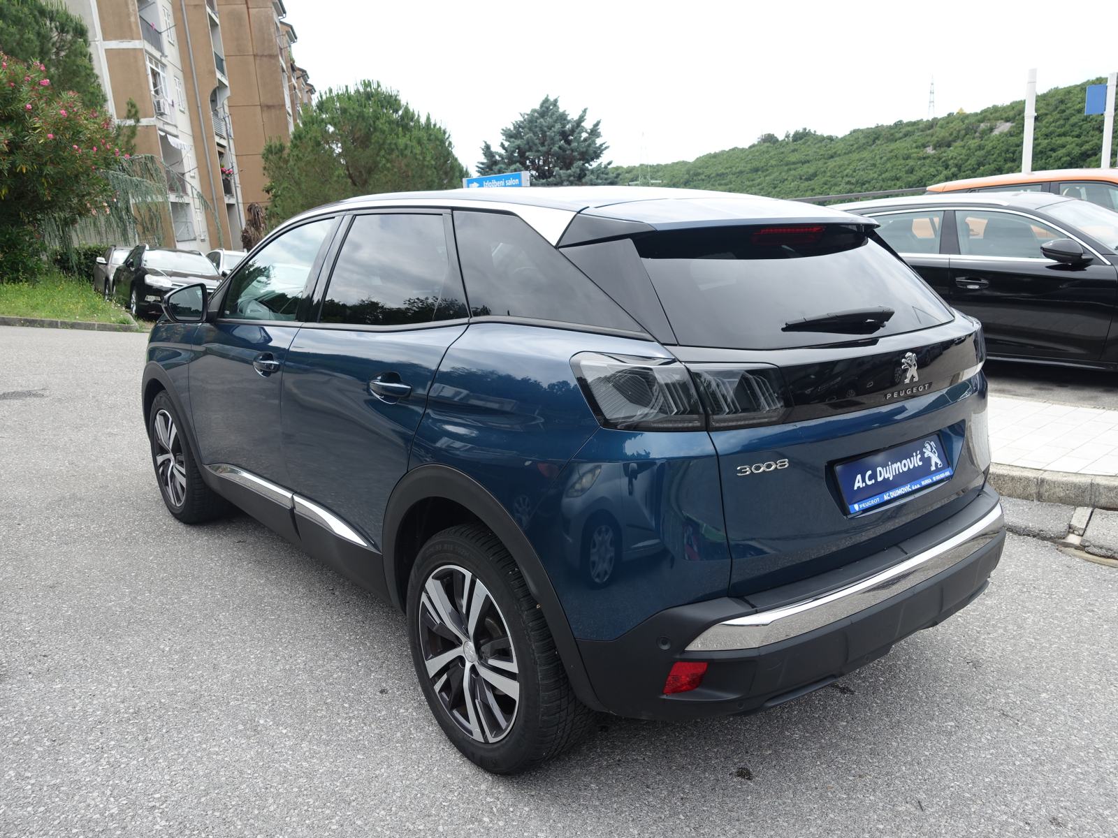 Peugeot 3008 1,5 HDi Allure Pack EAT8 / JAMSTVO + REGISTRACIJA, fotografija 3
