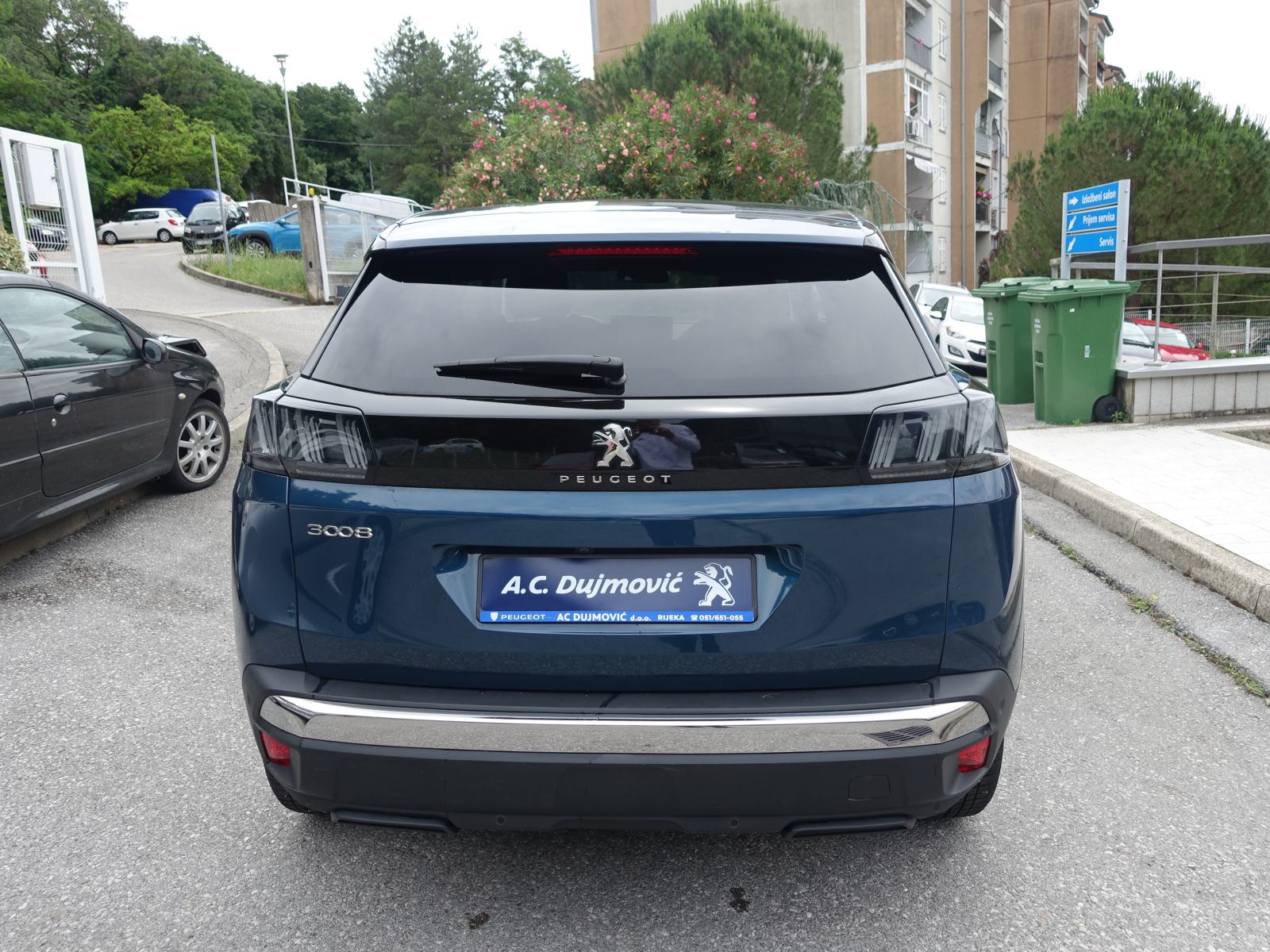 Peugeot 3008 1,5 HDi Allure Pack EAT8 / JAMSTVO + REGISTRACIJA, fotografija 4