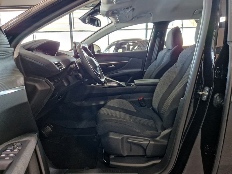 Peugeot 3008 1,5BlueHDi Active Business automatik, fotografija 12
