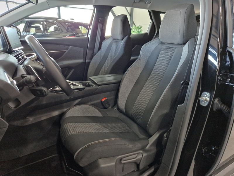 Peugeot 3008 1,5BlueHDi Active Business automatik, fotografija 13