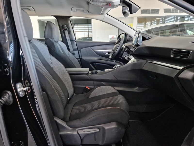 Peugeot 3008 1,5BlueHDi Active Business automatik, fotografija 15