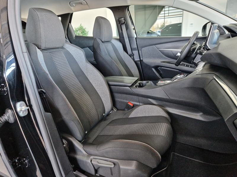 Peugeot 3008 1,5BlueHDi Active Business automatik, fotografija 16