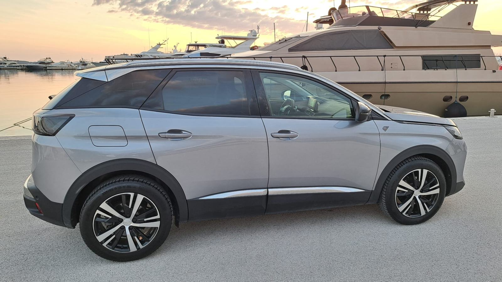 Peugeot 3008 1,5Hdi ROADTRIP+ALLURE 2023g.Nije uvoz,⭐️36000km⭐️JAMSTVO, fotografija 12
