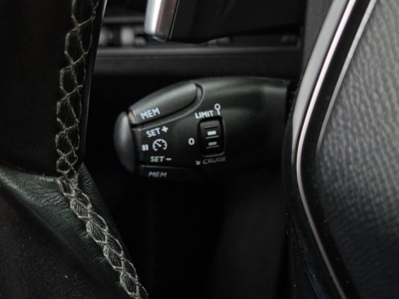 Peugeot 3008 1,5 BlueHDI 130 Allure Aut., fotografija 14