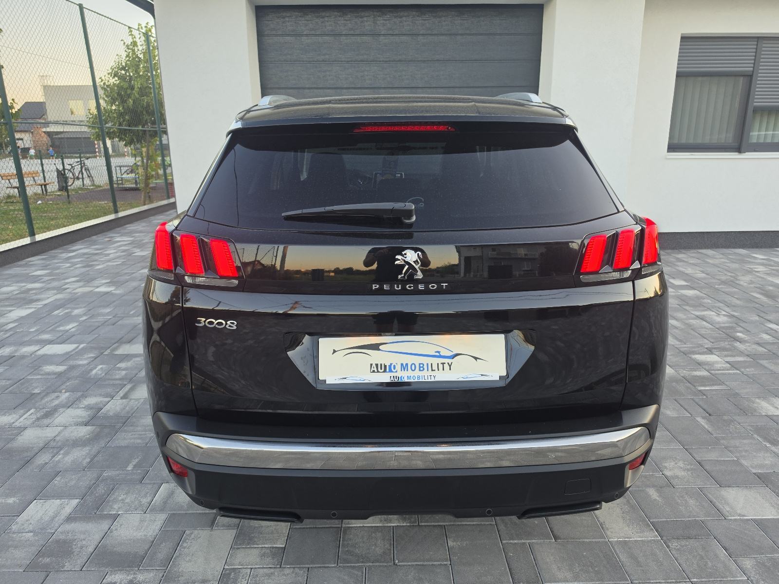 Peugeot 3008 1,6 BlueHDI ALLURE FULL LED KAMERA VEL.SERVIS *GARANCIJA*, fotografija 5