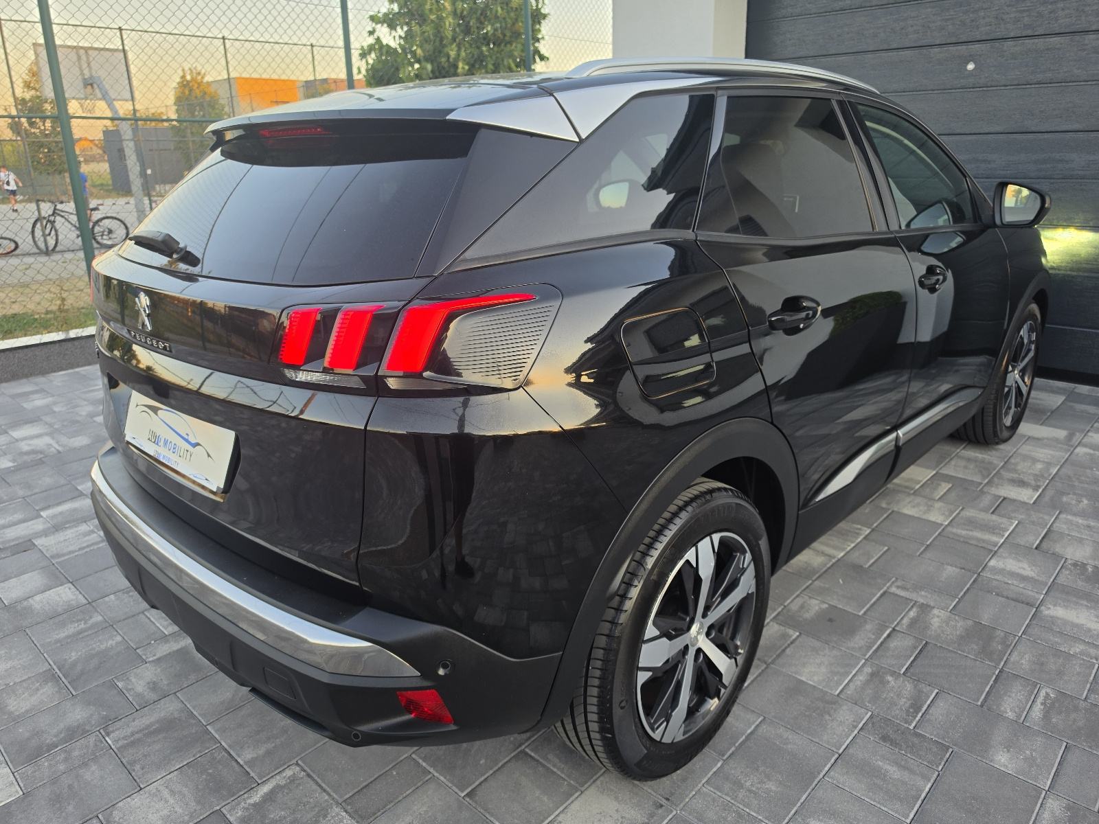 Peugeot 3008 1,6 BlueHDI ALLURE FULL LED KAMERA VEL.SERVIS *GARANCIJA*, fotografija 4
